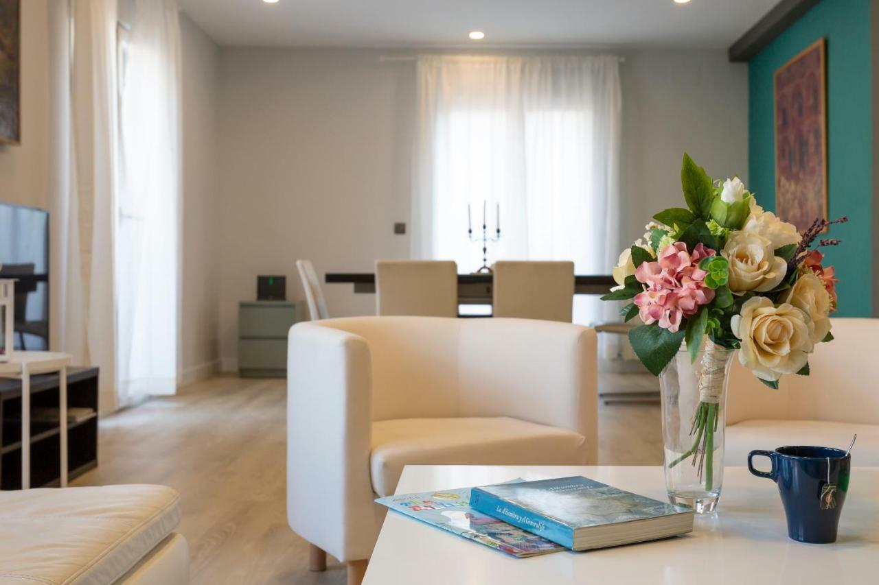 Gran Via Deluxe Lejlighed Granada Eksteriør billede